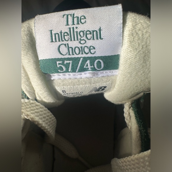 New Balance sneakers - Picture 6 of 7